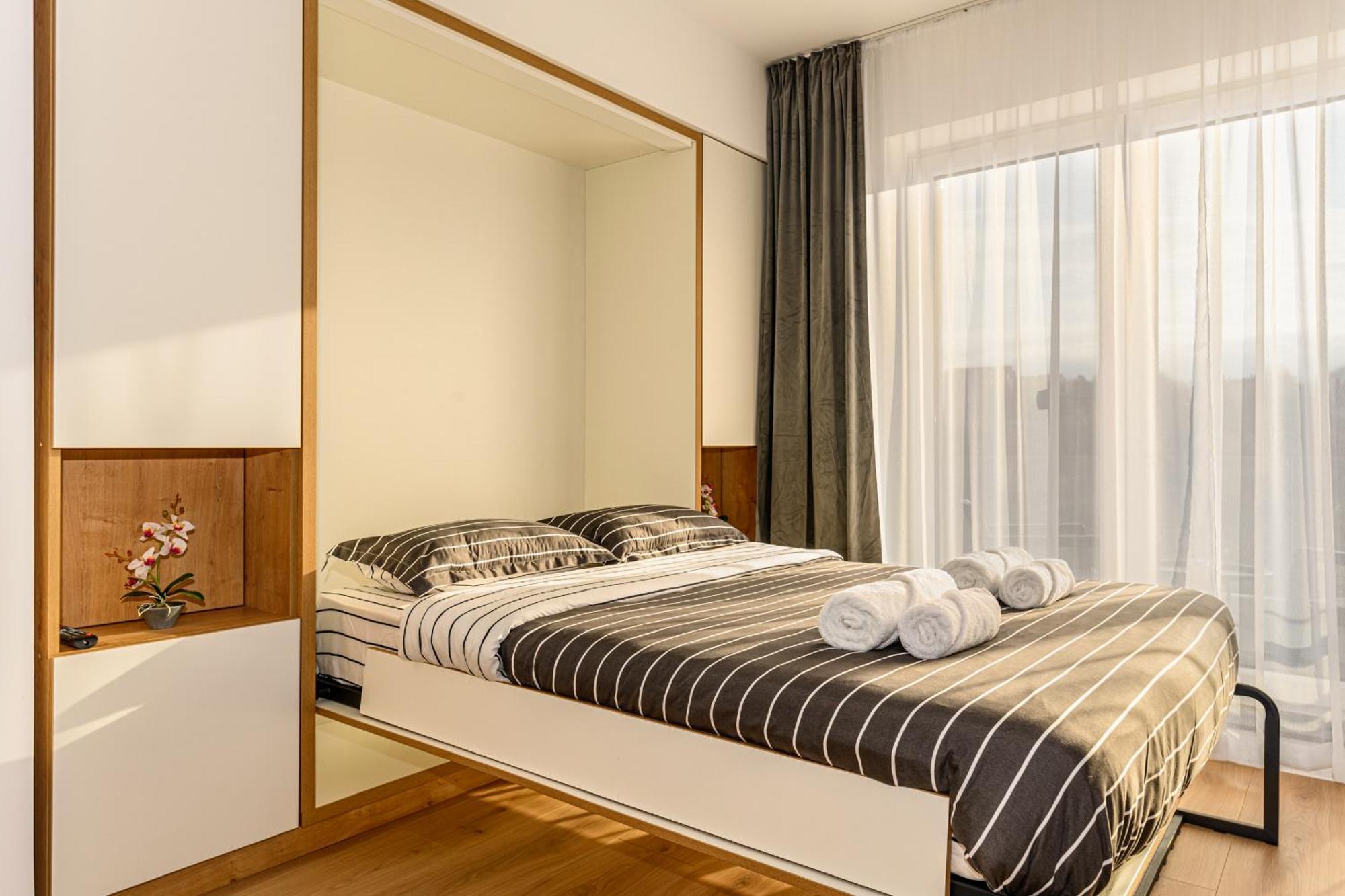 Luxury Landing Apartments Complex Qualis Braşov Exterior foto