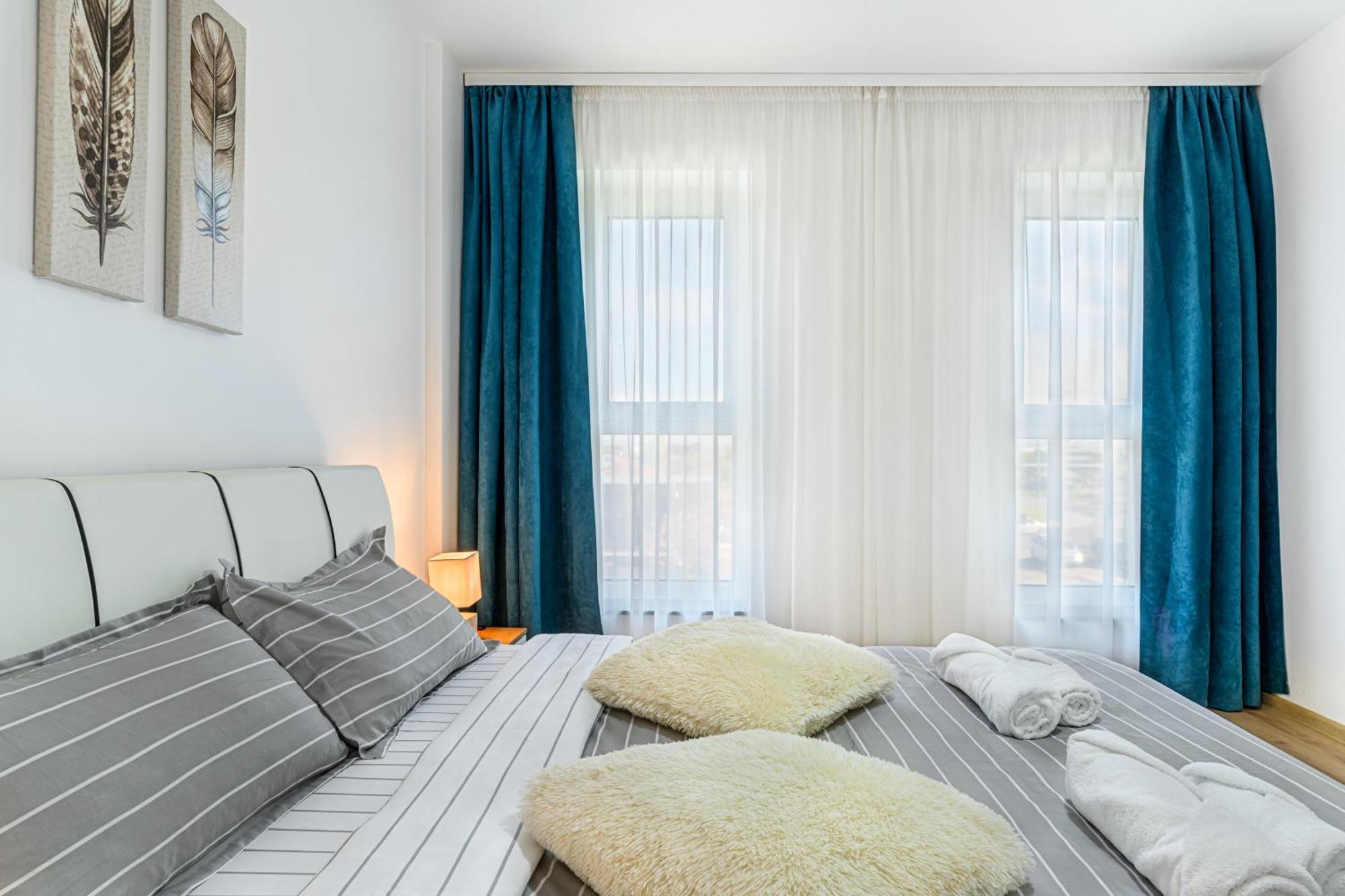 Luxury Landing Apartments Complex Qualis Braşov Exterior foto