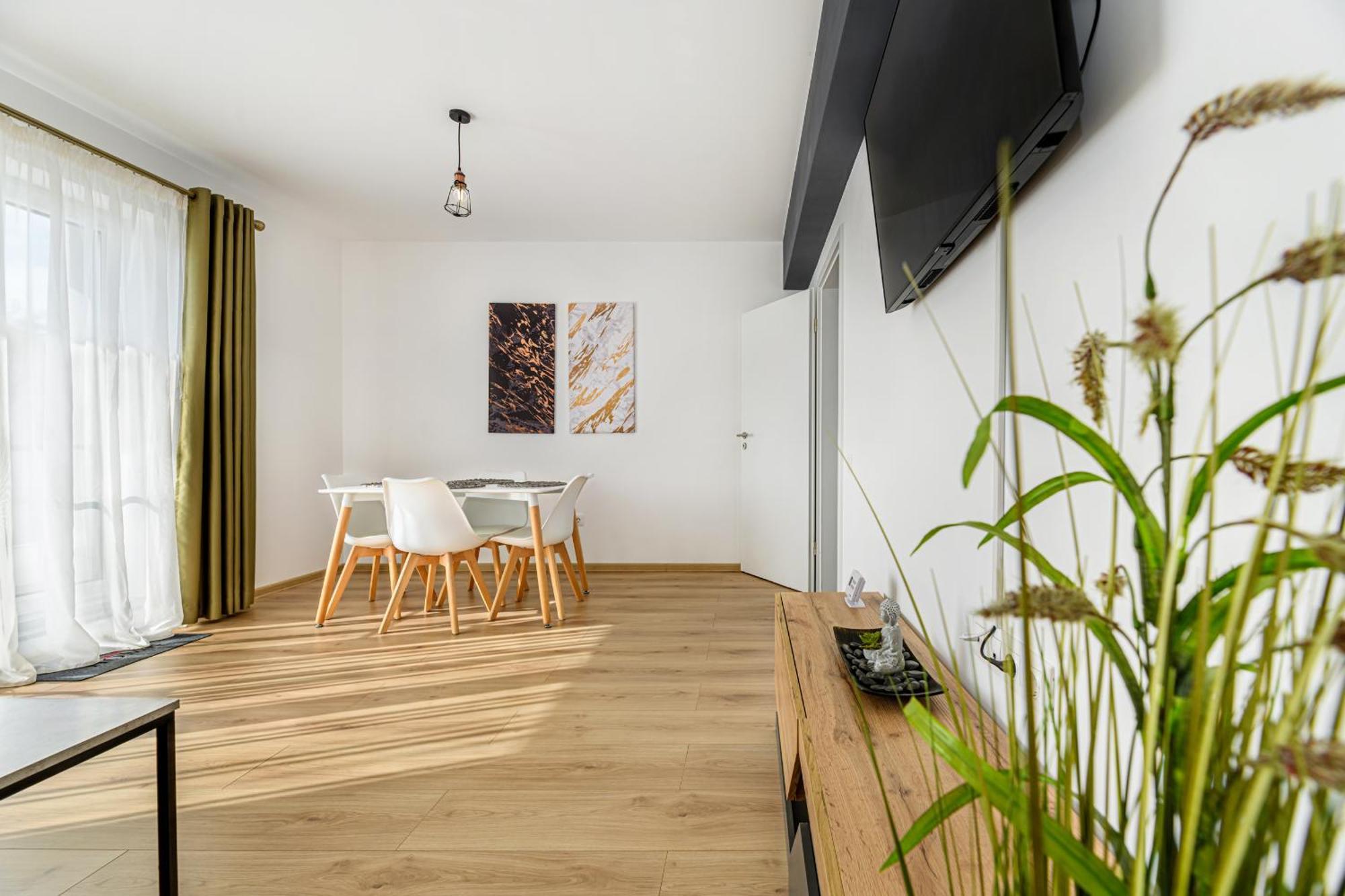 Luxury Landing Apartments Complex Qualis Braşov Exterior foto
